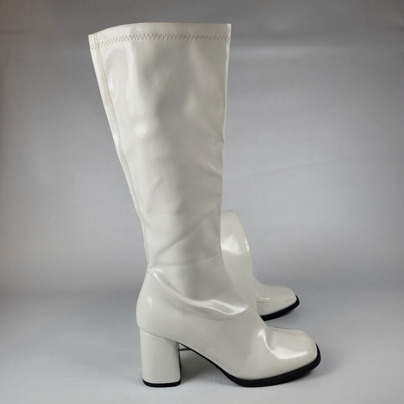 Funtasmas Women's Gogo300 Wide Calf White Boots Patent Leather Size 7 - Picture 1 of 12